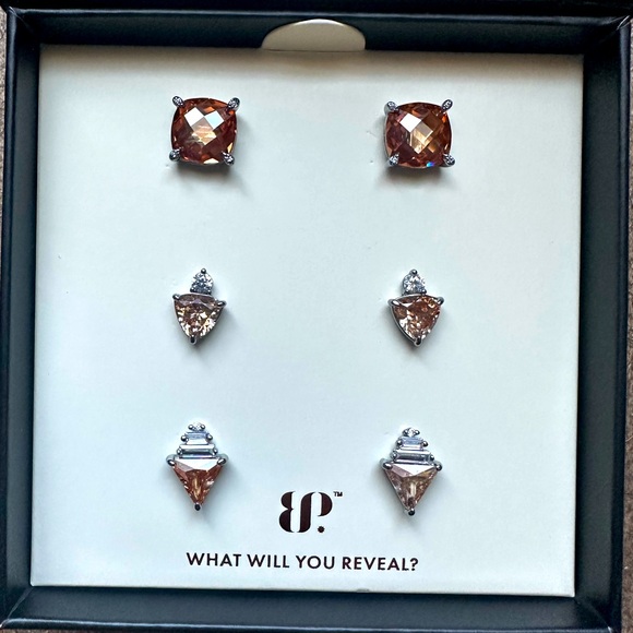 Jewelry - Stud Earring Set